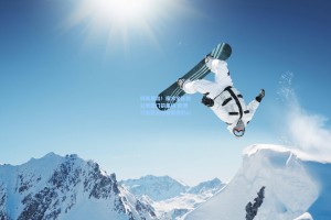 倾巢而出！魔术全队勃兰登堡门前集结 欧洲行合影点燃新赛季野心